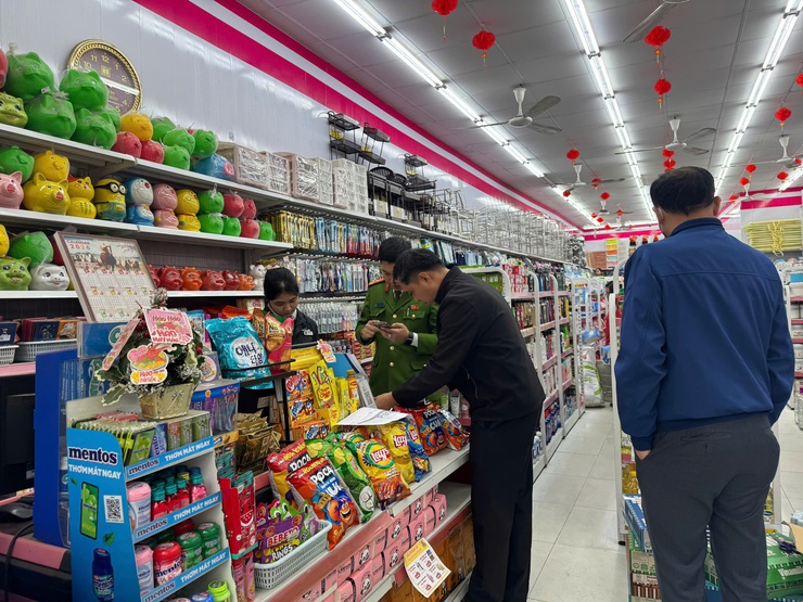 Phường Ngọc Hà tăng cường kiểm tra, bảo đảm an toàn phòng cháy chữa cháy đầu năm 2026.- Ảnh 3.