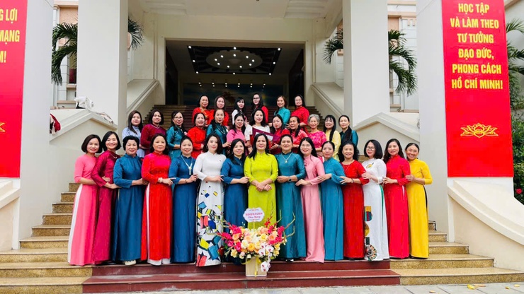 Hội LHPN xã Sóc Sơn ra mắt mô hình "Phụ nữ Sóc Sơn kinh doanh số"- Ảnh 4.