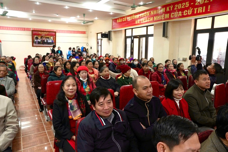 Thôn Nhuế, xã Thiên Lộc tổ chức hội nghị đại biểu nhân dân bàn việc xây dựng đời sống văn hóa ở cơ sở năm 2026; tổng kết công tác Thôn năm 2025- Ảnh 9.