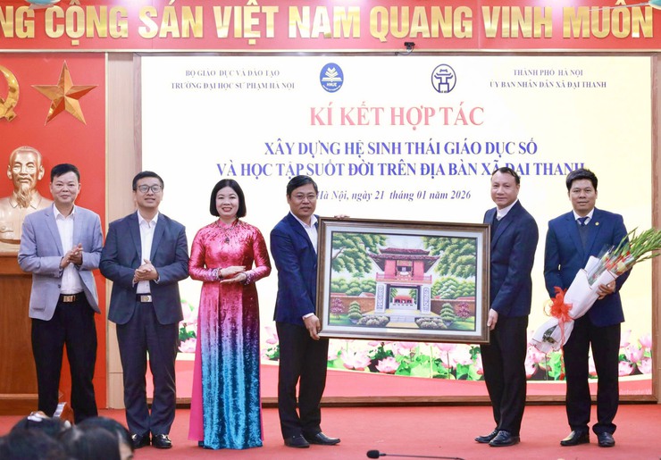 UBND xã Đại Thanh tổ chức ký kết hợp tác phát triển xây dựng hệ sinh thái giáo dục số và học tập suốt đời trên địa bàn xã- Ảnh 2.