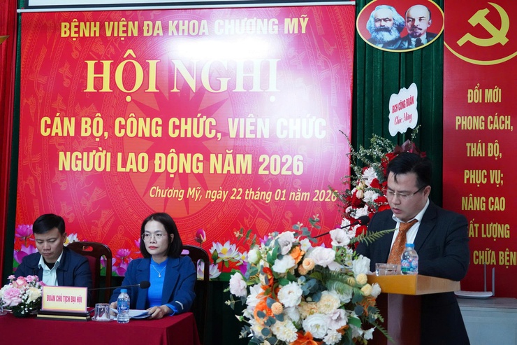 Bệnh viện đa khoa Chương Mỹ tổ chức hội nghị cán bộ, công chức, viên chức, người lao động năm 2025- Ảnh 4.