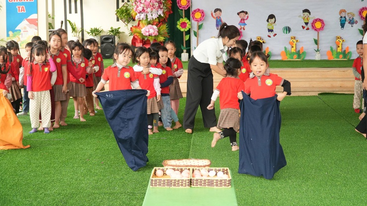 Bồi dưỡng kiến thức An toàn thực phẩm, giáo dục dinh dưỡng kết hợp vận động- Ảnh 2.