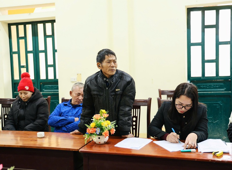 Hội nghị đối thoại với người sử dụng đất không đồng ý về dự thảo phương án Bồi thường, hỗ trợ và tái định cư trong phạm vi dự án cải tạo, nâng cấp Quốc lộ 6 đoạn Ba La - Xuân Mai- Ảnh 6.