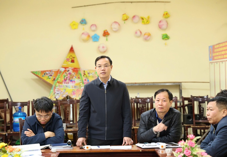 Hội nghị đối thoại với người sử dụng đất không đồng ý về dự thảo phương án Bồi thường, hỗ trợ và tái định cư trong phạm vi dự án cải tạo, nâng cấp Quốc lộ 6 đoạn Ba La - Xuân Mai- Ảnh 1.