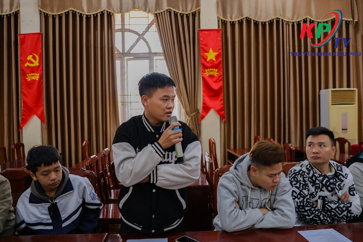 KIỀU PHÚ TRIỂN KHAI GIẢI BÓNG ĐÁ NAM, NỮ CHÀO MỪNG ĐẠI HỘI ĐẢNG TOÀN QUỐC LẦN THỨ XIV- Ảnh 6.