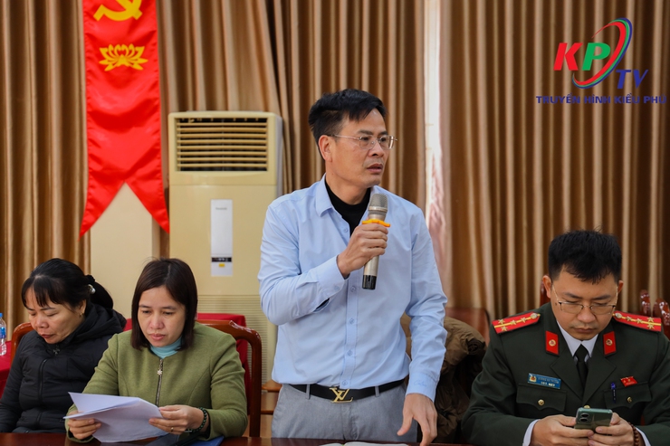 KIỀU PHÚ TRIỂN KHAI GIẢI BÓNG ĐÁ NAM, NỮ CHÀO MỪNG ĐẠI HỘI ĐẢNG TOÀN QUỐC LẦN THỨ XIV- Ảnh 4.