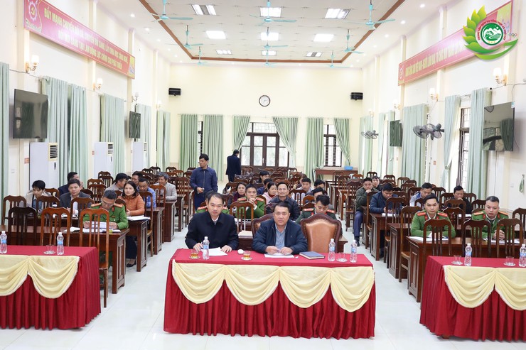 UBND xã Phú Cát tổ chức hội nghị đánh giá tình hình xử lý vi phạm đất đai, trật tự xây dựng tháng 01/2026- Ảnh 1.