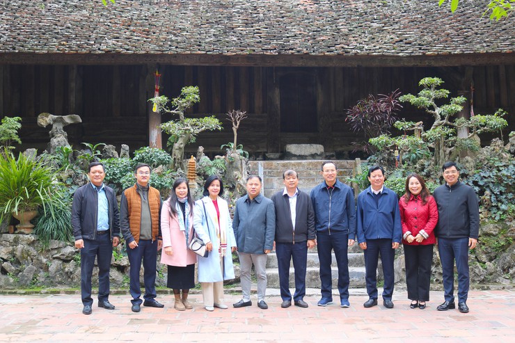 Đoàn đại biểu Đảng bộ tỉnh ủy tỉnh Tây Ninh tham dự đại hội XIV của Đảng dâng hương, vãn cảnh Chùa Thầy- Ảnh 12.