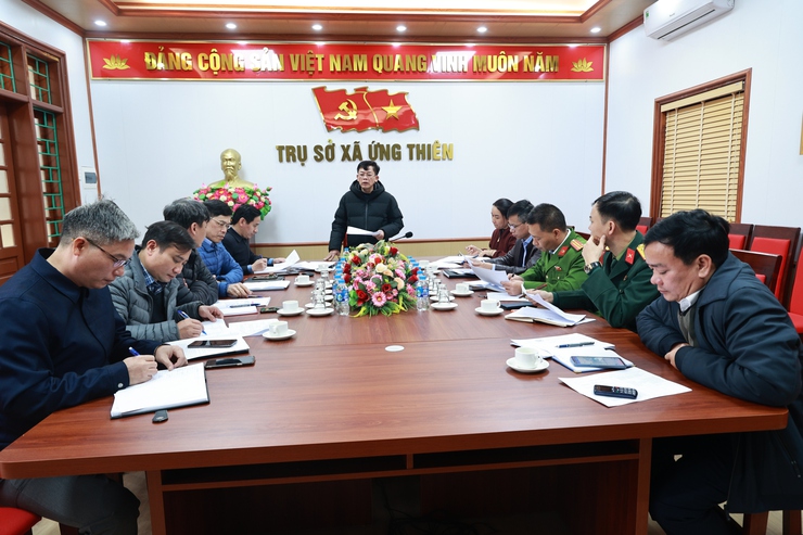 Tăng cường tháo gỡ "điểm nghẽn", bảo đảm Tết Bính Ngọ an toàn, văn minh tại xã Ứng Thiên- Ảnh 1.