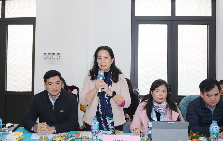 Đồng chí Trần Văn Chung – Phó Giám đốc Sở Y tế Hà Nội Tổ trưởng tổ công tác Sở Y tế Hà Nội làm trưởng đoàn đánh giá thực trạng Trạm Y tế xã Quốc Oai- Ảnh 4.