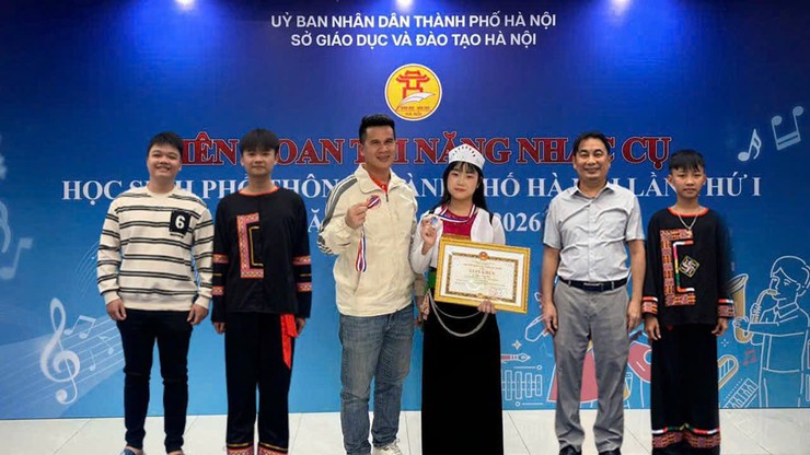 Trường THCS Ba Trại giành Huy chương Đồng Liên hoan Âm nhạc học sinh phổ thông Hà Nội lần I- Ảnh 2.