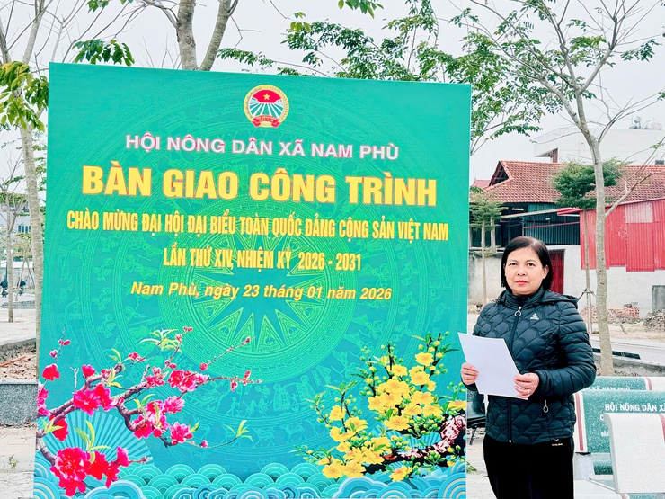 Hội Nông dân xã Nam Phù bàn giao công trình “Ghế đá” – việc làm nhỏ, ý nghĩa lớn chào mừng Đại hội XIV của Đảng- Ảnh 4.