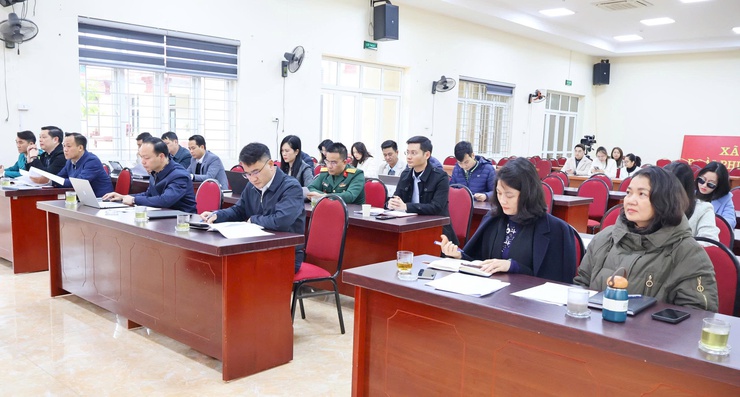 Kỳ họp chuyên đề Ban Chấp hành Đảng bộ xã Đoài Phương khóa I nhiệm kỳ 2025 – 2030

- Ảnh 1.