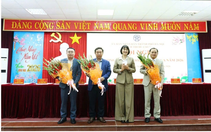 XÃ THANH TRÌ DỰ HỘI NGHỊ TỔNG KẾT CÔNG TÁC THI ĐUA, KHEN THƯỞNG NĂM 2025 – CỤM THI ĐUA SỐ 7 THÀNH PHỐ HÀ NỘI- Ảnh 2.