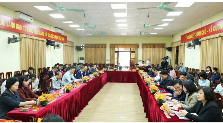 XÃ THANH TRÌ DỰ HỘI NGHỊ TỔNG KẾT CÔNG TÁC THI ĐUA, KHEN THƯỞNG NĂM 2025 – CỤM THI ĐUA SỐ 7 THÀNH PHỐ HÀ NỘI- Ảnh 1.