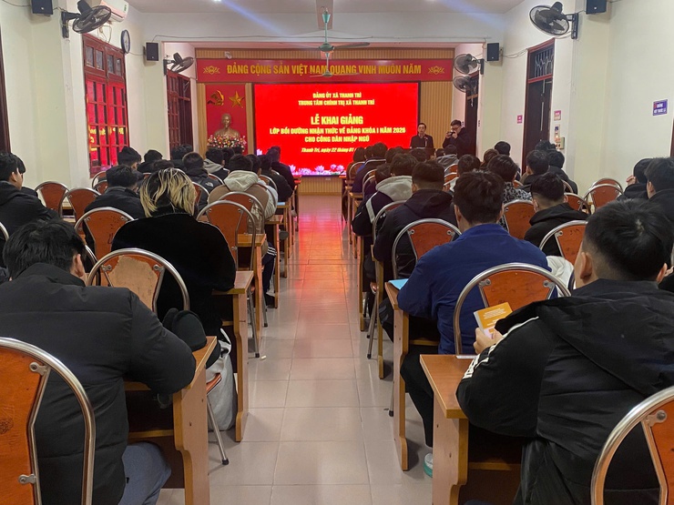 KHAI GIẢNG LỚP BỒI DƯỠNG NHẬN THỨC VỀ ĐẢNG KHÓA I – NĂM 2026- Ảnh 3.