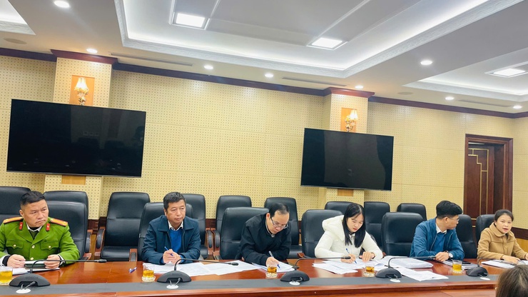 UBND xã đối thoại với các hộ dân về phương án bồi thường, hỗ trợ GPMB Dự án cải tạo, nâng cấp đường Tỉnh lộ 418, đoạn từ Km3 đến Km4+500 trên địa bàn huyện Phúc Thọ (cũ)- Ảnh 2.