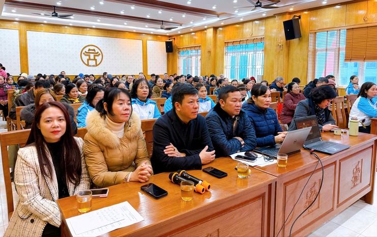 Uỷ ban MTTQ Việt Nam phường: Tuyên truyền cuộc vận động Người Việt Nam ưu tiên dùng hàng Việt” và phong trào “Bình dân học vụ số”- Ảnh 2.