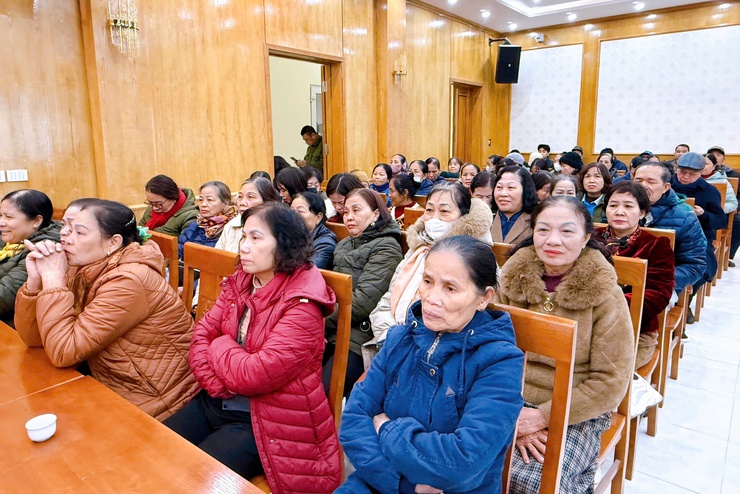 Uỷ ban MTTQ Việt Nam phường: Tuyên truyền cuộc vận động Người Việt Nam ưu tiên dùng hàng Việt” và phong trào “Bình dân học vụ số”- Ảnh 6.