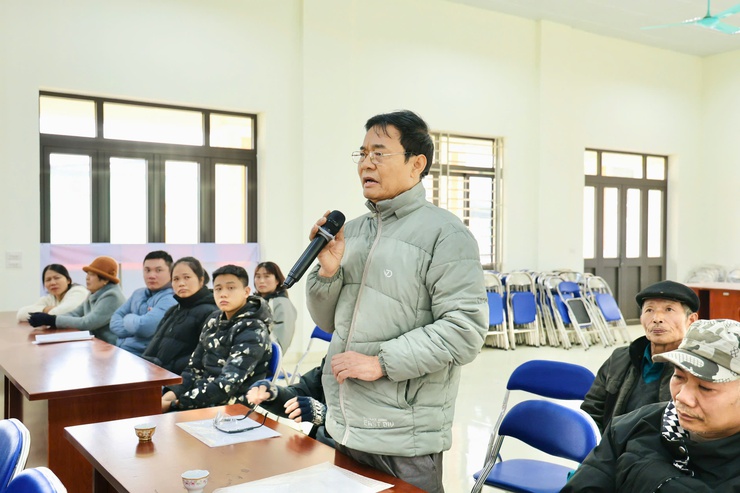 Hội nghị đối thoại với người sử dụng đất về dự thảo phương án bồi thường, hỗ trợ và tái định cư trong phạm vi dự án cải tạo, nâng cấp Quốc lộ 6 đoạn Ba La - Xuân Mai- Ảnh 7.