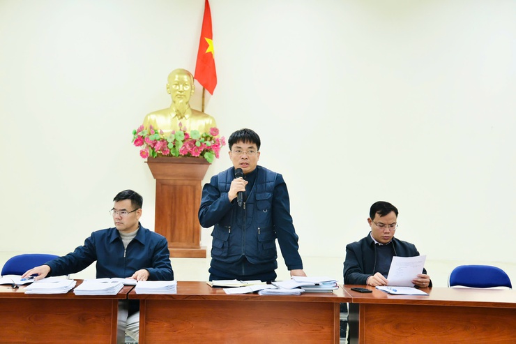 Hội nghị đối thoại với người sử dụng đất về dự thảo phương án bồi thường, hỗ trợ và tái định cư trong phạm vi dự án cải tạo, nâng cấp Quốc lộ 6 đoạn Ba La - Xuân Mai- Ảnh 8.