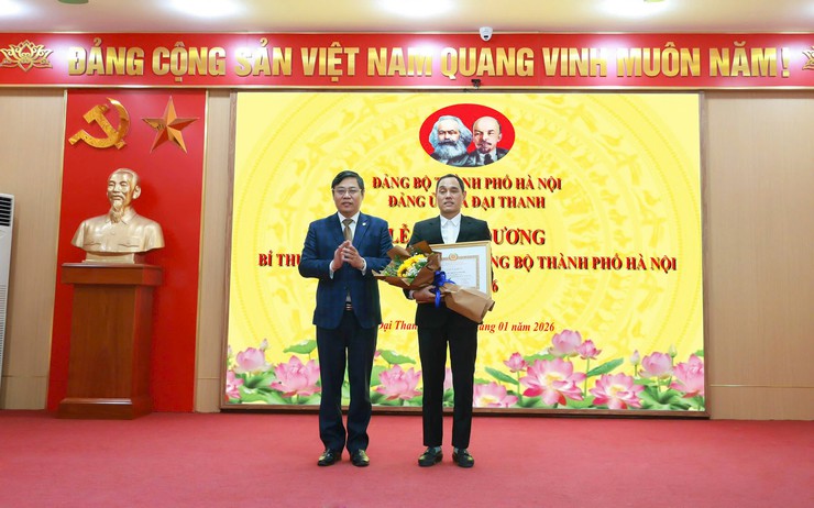 Đảng bộ xã Đại Thanh trao tặng 45 huy hiệu đảng đợt 3/2/2026- Ảnh 10.