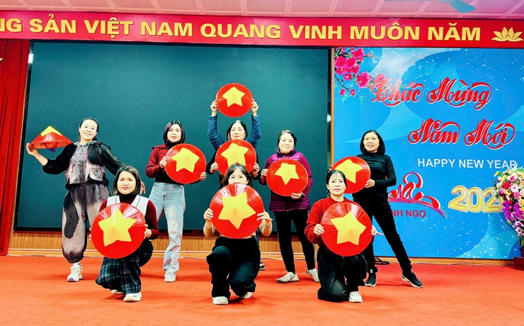 Nam Phù tổng duyệt chương trình nghệ thuật "Tự hào Việt Nam - Sáng mãi đường cách mạng"- Ảnh 5.