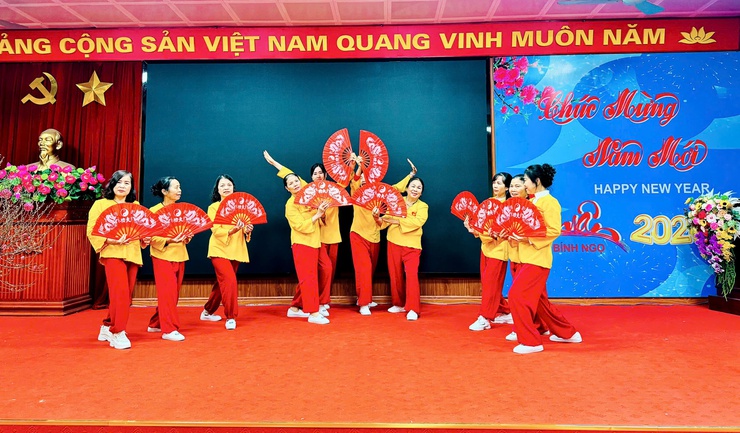 Nam Phù tổng duyệt chương trình nghệ thuật "Tự hào Việt Nam - Sáng mãi đường cách mạng"- Ảnh 6.