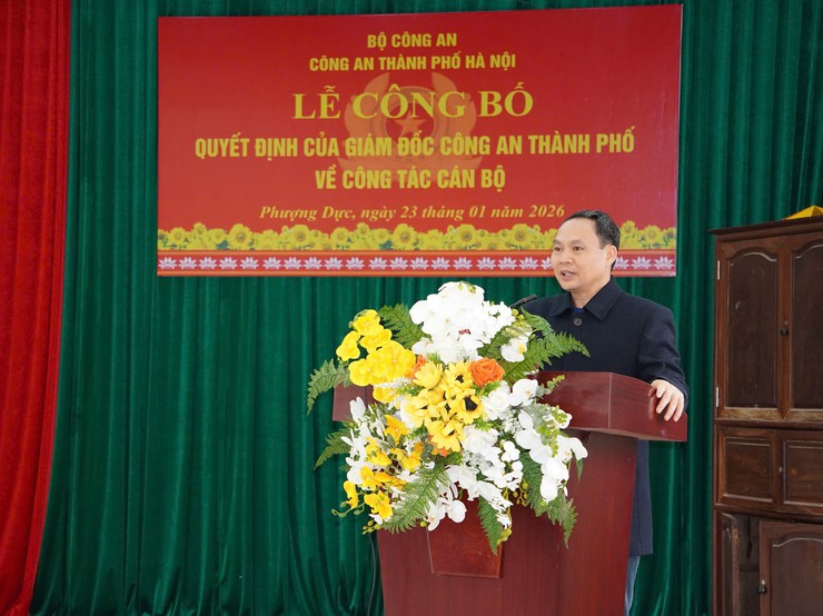 CÔNG AN THÀNH PHỐ HÀ NỘI CÔNG BỐ QUYẾT ĐỊNH VỀ CÔNG TÁC CÁN BỘ - Ảnh 2.