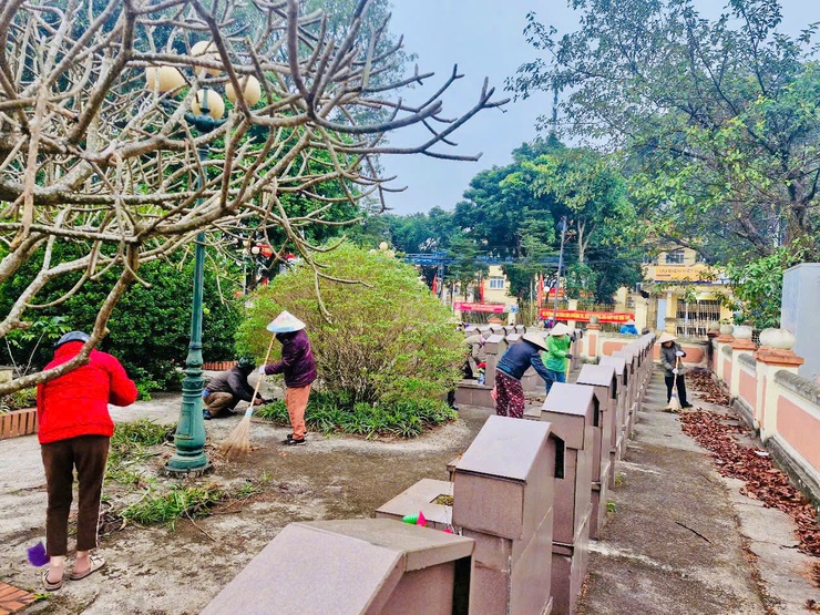 Nam Phù: Ra quân tổng vệ sinh môi trường - lan toả khí thế thi đua chào mừng thành công Đại hội XIV của Đảng- Ảnh 9.