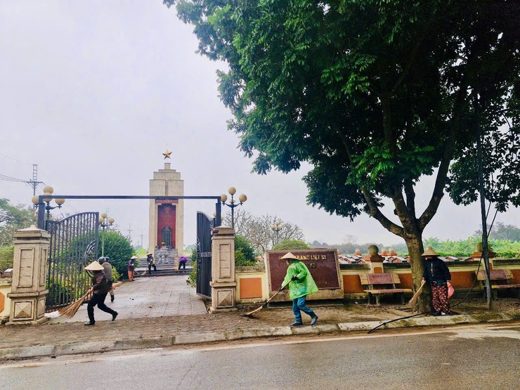 Nam Phù: Ra quân tổng vệ sinh môi trường - lan toả khí thế thi đua chào mừng thành công Đại hội XIV của Đảng- Ảnh 10.