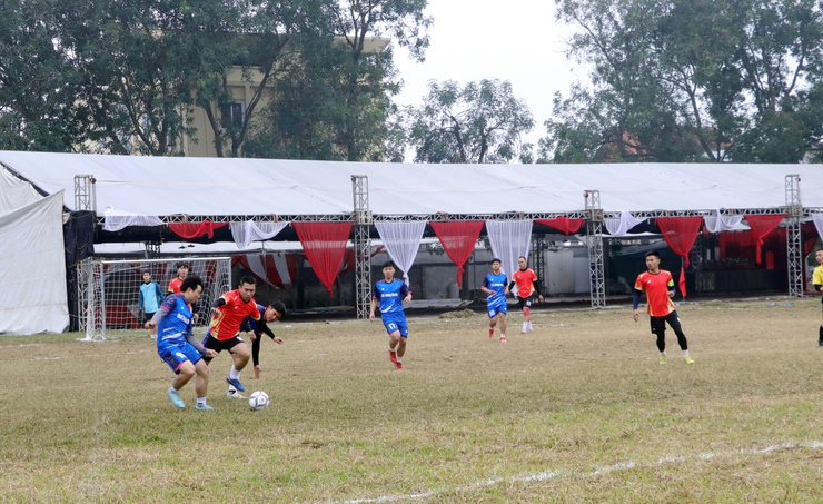 Trần Phú: tổ chức khai mạc giải bóng đá thanh niên lần thứ I chào mừng thành công Đại hội XIV của Đảng, mừng Xuân mới- Ảnh 5.