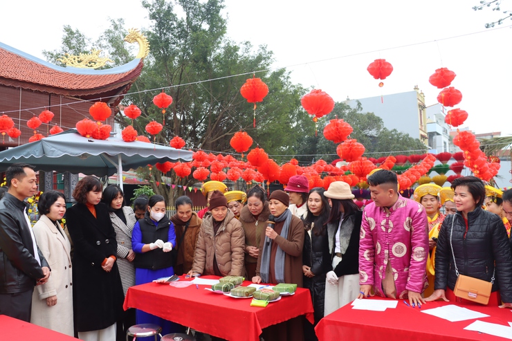 RỘN RÀNG LỄ HỘI LÀNG NGHỀ BÁNH CHƯNG TRUYỀN THỐNG ĐINH XÁ XUÂN 2026 – LAN TỎA HỒN TẾT VIỆT- Ảnh 8.