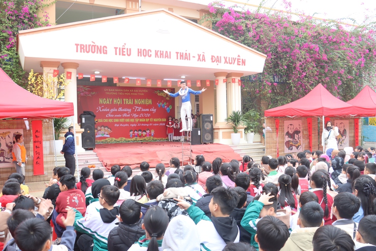 Rộn ràng ngày hội “ Xuân yêu thương – Tết sum vầy” tại trường Tiểu học Khai Thái- Ảnh 3.