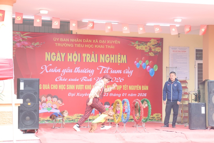 Rộn ràng ngày hội “ Xuân yêu thương – Tết sum vầy” tại trường Tiểu học Khai Thái- Ảnh 4.