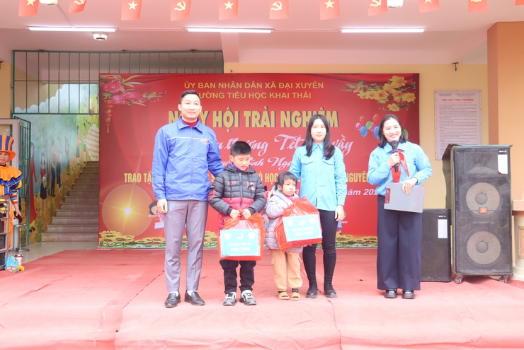 Rộn ràng ngày hội “ Xuân yêu thương – Tết sum vầy” tại trường Tiểu học Khai Thái- Ảnh 9.