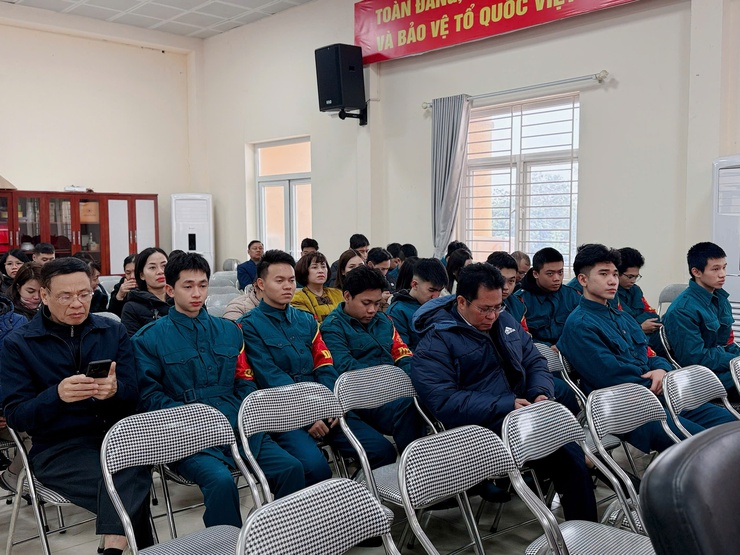 Phường Tương Mai tổ chức hội nghị tuyên truyền, phổ biến kiến thức về  công tác PCCC&CNCH cho lực lượng cán bộ, công chức thuộc Đảng uỷ - HĐND – UBND - UBMTTQ Phường và lực lượng dân quân thường trực.- Ảnh 25.