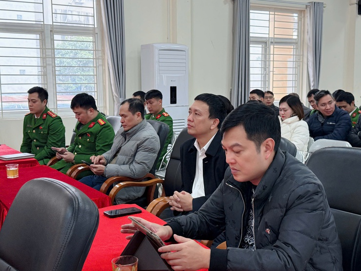 Phường Tương Mai tổ chức hội nghị tuyên truyền, phổ biến kiến thức về  công tác PCCC&CNCH cho lực lượng cán bộ, công chức thuộc Đảng uỷ - HĐND – UBND - UBMTTQ Phường và lực lượng dân quân thường trực.- Ảnh 10.