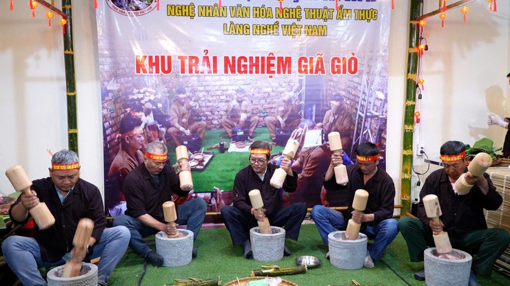 TRẢI NGHIỆM GIÃ GIÒ CHẢ TRUYỀN THỐNG ƯỚC LỄ – TÔN VINH GIÁ TRỊ VĂN HÓA ẨM THỰC THUẦN VIỆT- Ảnh 1.