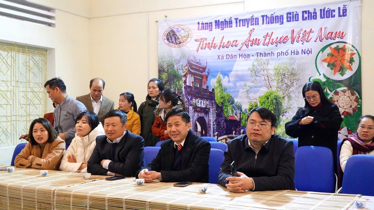 TRẢI NGHIỆM GIÃ GIÒ CHẢ TRUYỀN THỐNG ƯỚC LỄ – TÔN VINH GIÁ TRỊ VĂN HÓA ẨM THỰC THUẦN VIỆT- Ảnh 3.