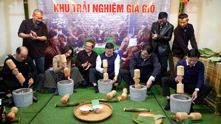 TRẢI NGHIỆM GIÃ GIÒ CHẢ TRUYỀN THỐNG ƯỚC LỄ – TÔN VINH GIÁ TRỊ VĂN HÓA ẨM THỰC THUẦN VIỆT- Ảnh 8.