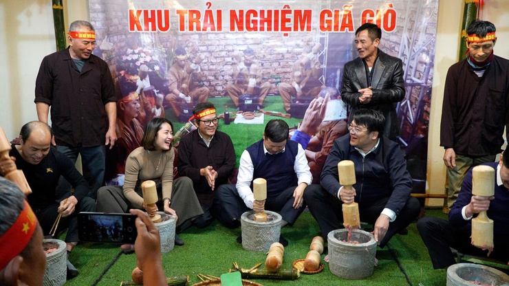 TRẢI NGHIỆM GIÃ GIÒ CHẢ TRUYỀN THỐNG ƯỚC LỄ – TÔN VINH GIÁ TRỊ VĂN HÓA ẨM THỰC THUẦN VIỆT- Ảnh 10.