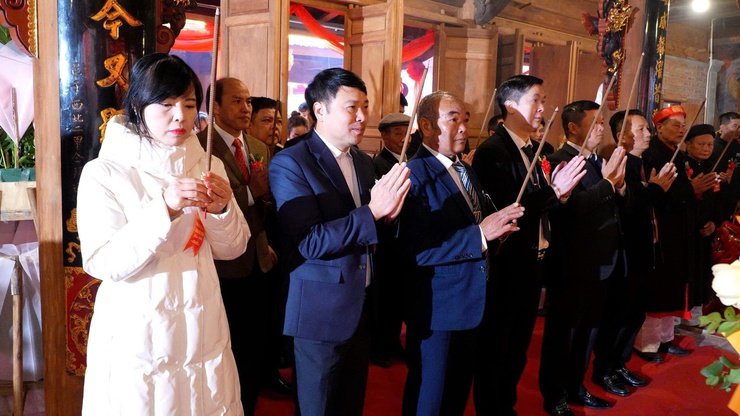 LỄ KHÁNH THÀNH ĐÌNH, MIẾU ÁNG PHAO NĂM 2026 – DẤU ẤN TÂM LINH, KẾT TINH TÂM HUYẾT CỦA ĐẢNG, CHÍNH QUYỀN VÀ NHÂN DÂN- Ảnh 2.