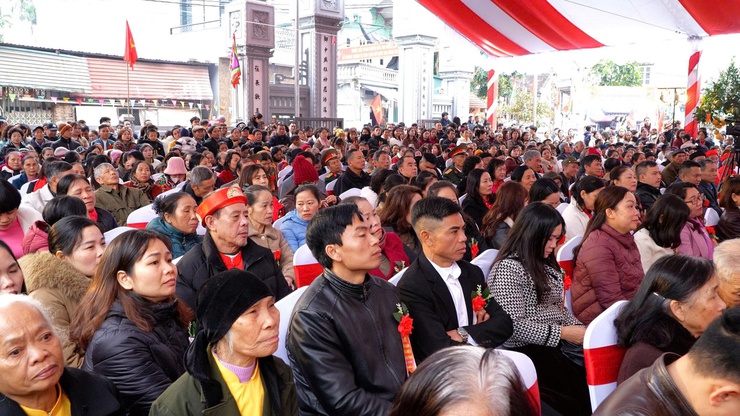LỄ KHÁNH THÀNH ĐÌNH, MIẾU ÁNG PHAO NĂM 2026 – DẤU ẤN TÂM LINH, KẾT TINH TÂM HUYẾT CỦA ĐẢNG, CHÍNH QUYỀN VÀ NHÂN DÂN- Ảnh 14.