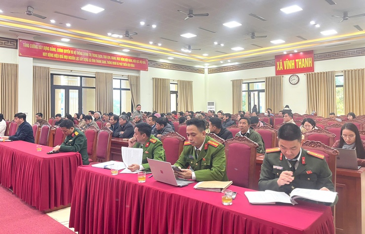 XÃ VĨNH THANH TỔ CHỨC HỘI NGHỊ TẬP HUẤN LẬP VÀ NIÊM YẾT DANH SÁCH CỬ TRI PHỤC VỤ BẦU CỬ NĂM 2026- Ảnh 4.