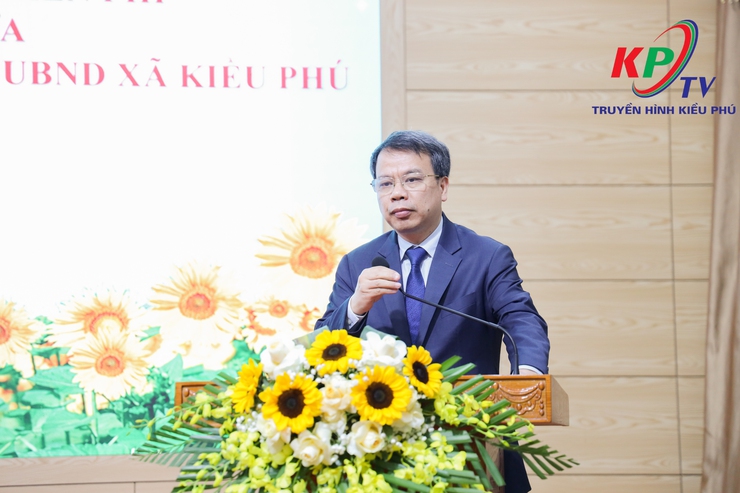 UBND xã Kiều Phú tổ chức Hội nghị tổng kết công tác khám bệnh, tư vấn sức khỏe, và ký hợp tác lâu dài với Học viện Y – Dược học cổ truyền Việt Nam - Ảnh 4.