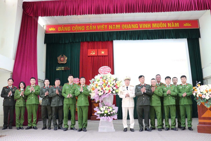 Công an xã Hồng Vân: Công bố quyết dịnh của Giám đốc công an thành phố Hà Nội về công tác cán bộ- Ảnh 4.