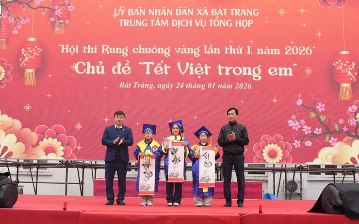 Thiếu nhi Bát Tràng hào hứng tham gia hội thi "Rung chuông vàng" và vẽ tranh chào Xuân- Ảnh 6.