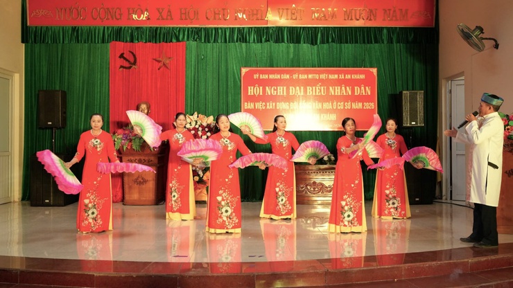 Hội nghị đại biểu nhân dân bàn việc xây dựng đời sống văn hóa ở cơ sở năm 2026 cụm&nbsp;dân cư An Khánh- Ảnh 1.