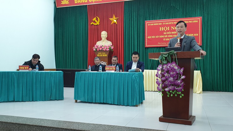 Đồng chí Lương Mạnh Sơn - Bí thư Đảng uỷ, Chủ tịch HĐND phường dự hội nghị đại biểu Nhân dân năm 2026 tại TDP 6,7,8,9 (cụm dân cư Nhân Trạch)- Ảnh 3.